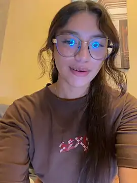 CocoaGigiMuse's Live XXX Chat