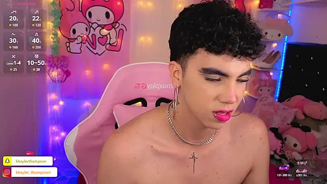 Kheyler_1's Live XXX Chat