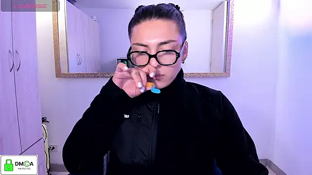 Czat XXX na żywo – EricaVanderhill