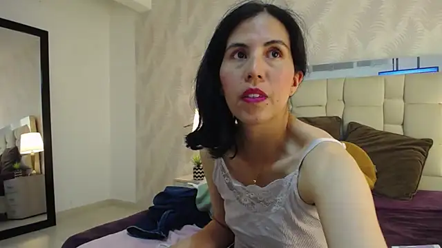 GiselaZivic's Live XXX Chat