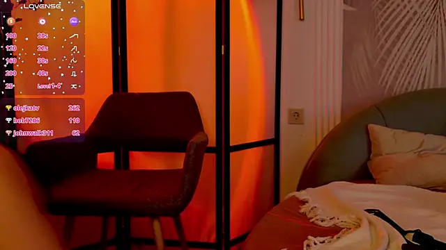 TinaTores' Live XXX Chat