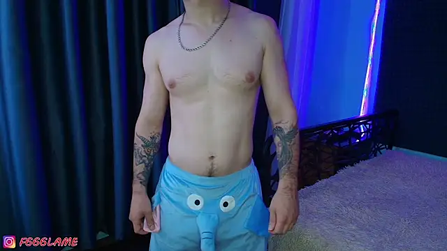 Chat +18 de F666LAMEE ao vivo