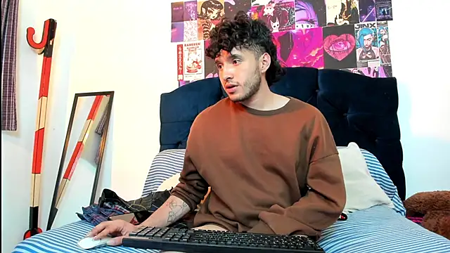 ZOREN33 Live XXX Chat