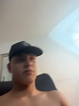 Онлайн чат XXX Lander_Cruz