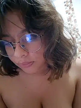 Chat XXX en directo de rosse_taylorx1