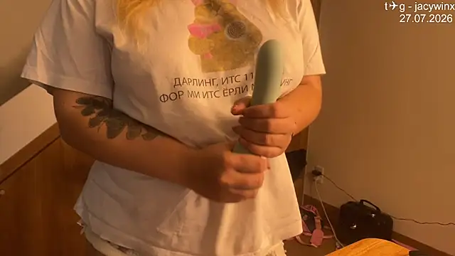 JacyWinslat Chat XXX live