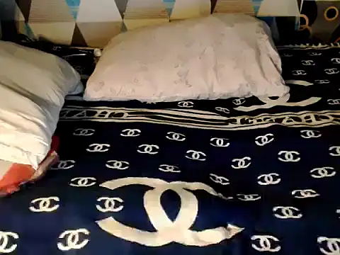 Trish_CurveCock Adlı Modelin Canlı XXX Sohbeti