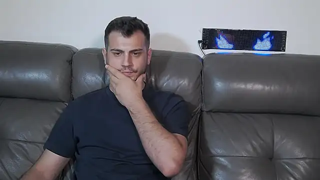CrazyDom1 Live XXX-Chat
