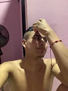 Emiliano_Reyes' Webcam Show