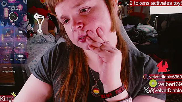 VelvetDiablo Live XXX Chat