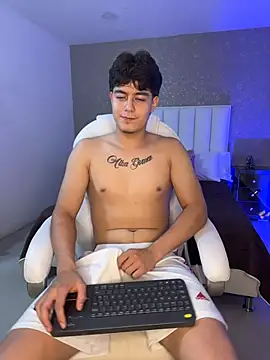 MaxCruz_ live XXX chat