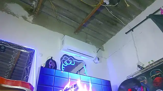 candy_aass লাইভ XXX চ্যাট