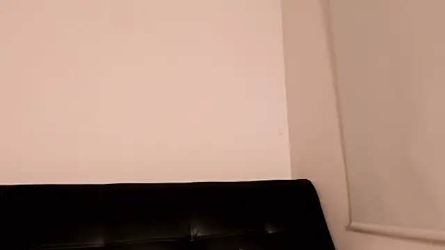 almma_shy's Live XXX Chat