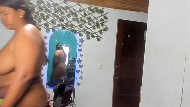 Ebony_luna Chat XXX in diretta