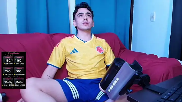 adonisZafiro's Live XXX Chat