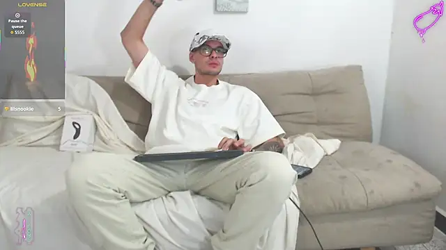 Vlad__night's Live XXX Chat