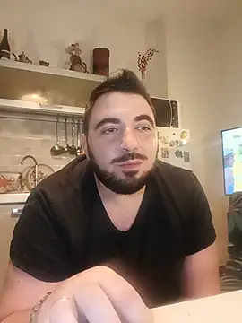 הופעת וובקאם של bear_skinny