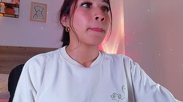 _Emmakiss_'s Live XXX Chat