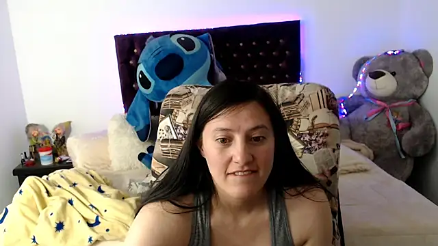 Lorenahot_06 XXX чат на живо