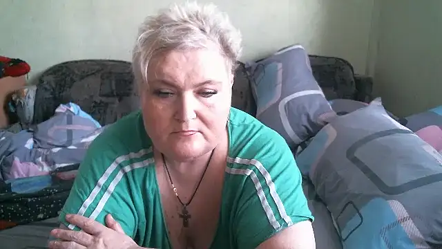 Lana555 লাইভ XXX চ্যাট