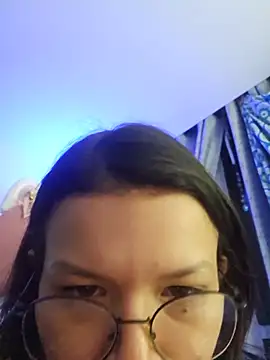 Онлайн чат XXX azumiichan