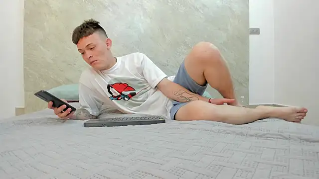 Robinlion91 élő XXX-chatje