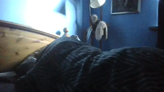 SHARPSkinhead Webcam Show