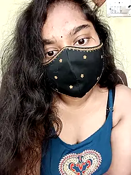 riya-baby's Live XXX Chat