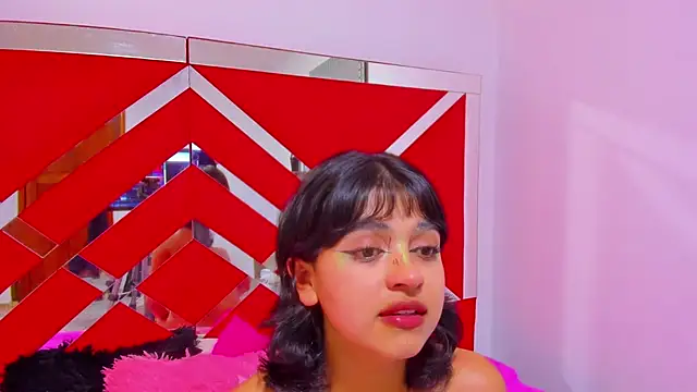 צ'אט XXX בשידור חי של velvet_girll