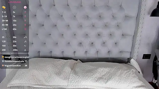 Chat XXX en directo de Monika-Ruiz