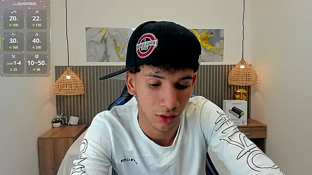 JDWhite18: απευθείας συνομιλία ΧΧΧ