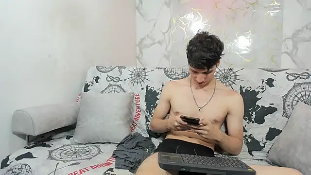 DANIEL_Hot777のライブXXXチャット