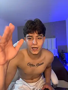 Chatroom XXX en direct de MaxCruz_