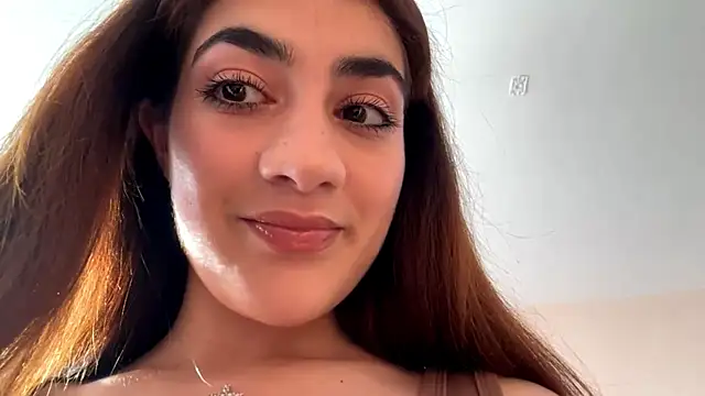 Ledi_Asthik Adlı Modelin Canlı XXX Sohbeti