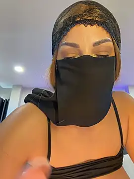 Chat +18 de Amberonee31 ao vivo