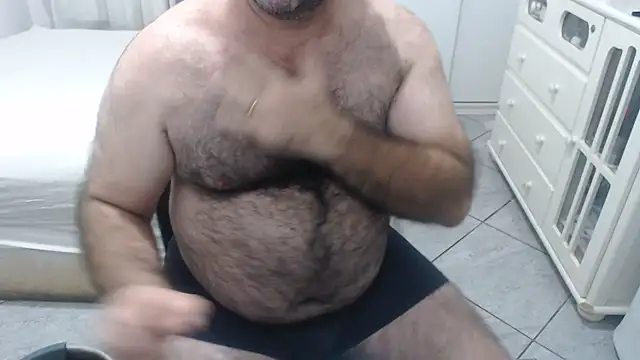 MysterBearMG Chat XXX live