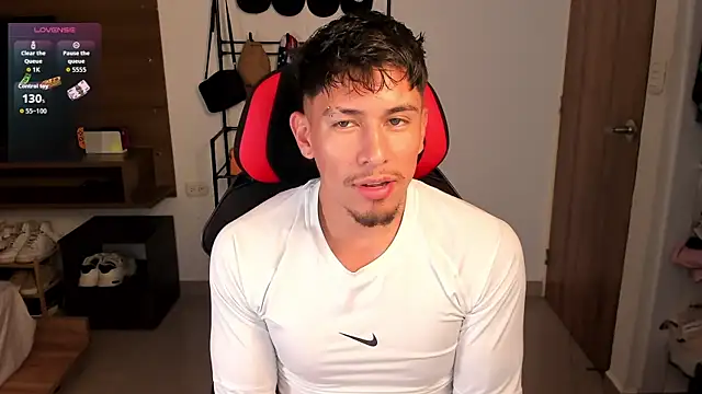 دردشة Aaronfox_x الجنسية المباشرة