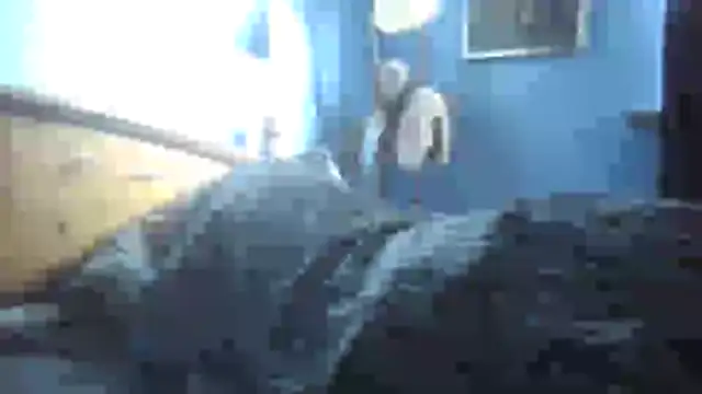SHARPSkinhead Pertunjukan Webcam