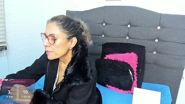 Chat +18 de Antonella_Rizzo01 ao vivo
