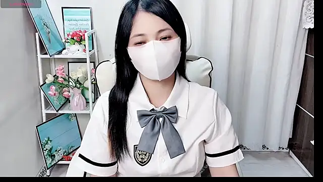 Clover_Nhi's Live XXX Chat