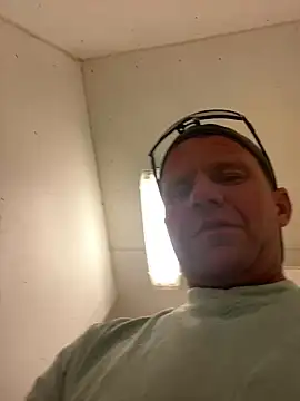 Chatroom XXX en direct de IDGAF-INDB