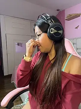 Chat +18 de Dayan_Mora ao vivo