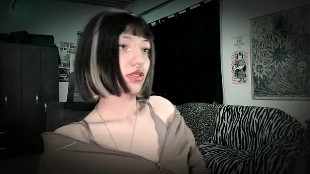 roxy_toxic's Live XXX Chat