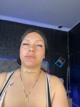 Chat XXX en directo de Miia__Taylor