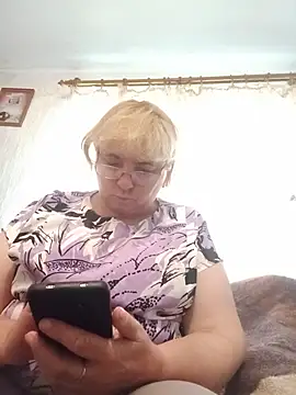 Chat XXX en directo de Elena_Beautiful784