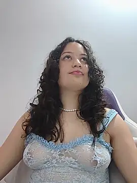 دردشة Alana_444 الجنسية المباشرة