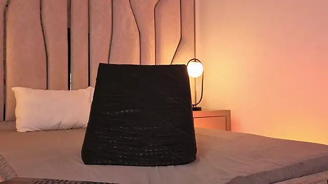 lian_cameron 现场XXX聊天