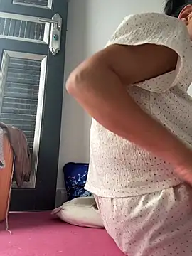 daaqnn Adlı Modelin Canlı XXX Sohbeti