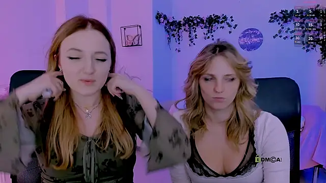 Chat XXX en directo de luna_berryy