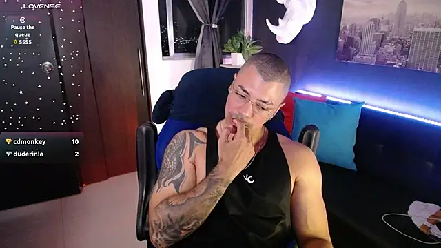 Chat +18 de Zed_ferrer ao vivo